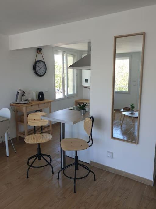 Studio Refait A Neuf Ave St Maurice Палава-ле-Фло Экстерьер фото